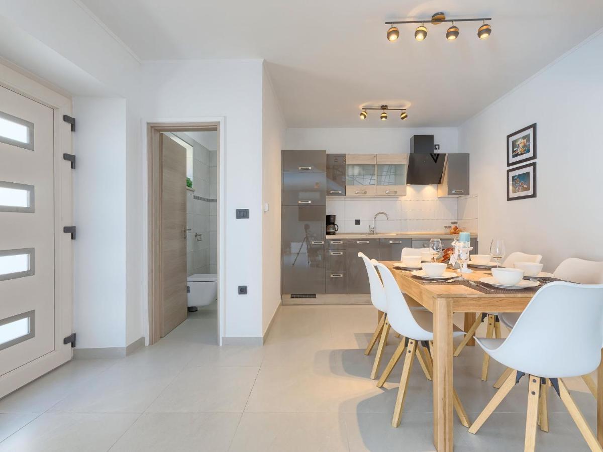 Holiday Home Villa Karmen - Roj454 By Interhome Sveti Petar u Sumi Экстерьер фото